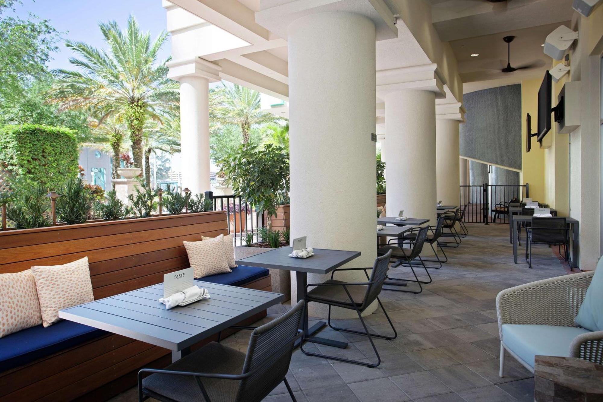Embassy Suites By Hilton Tampa Downtown Convention Center Exterior photo